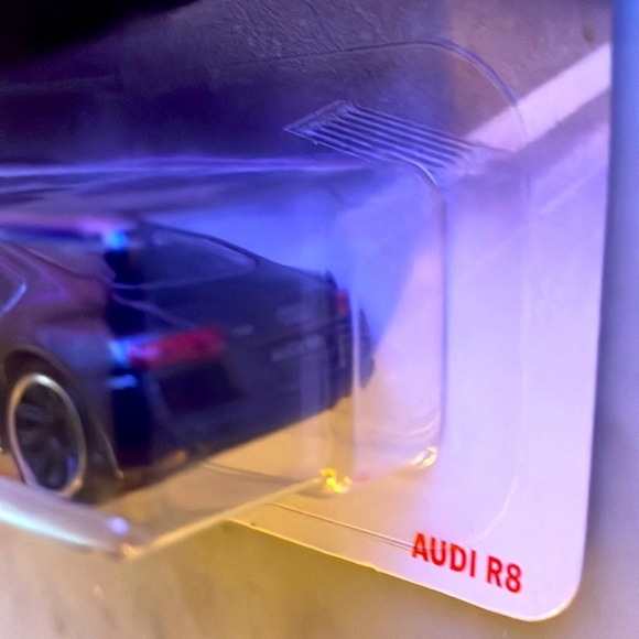 Audi R8 - Picture 6 of 13